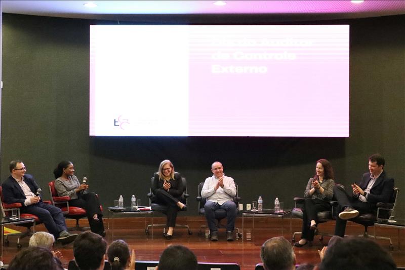 auditores-na-egc.jpg