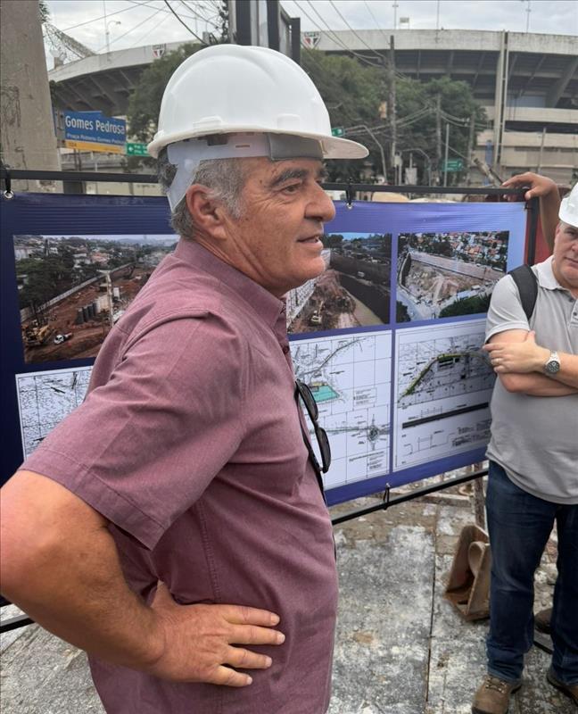 visita-piscinao-morumbi-responsavel.jpeg