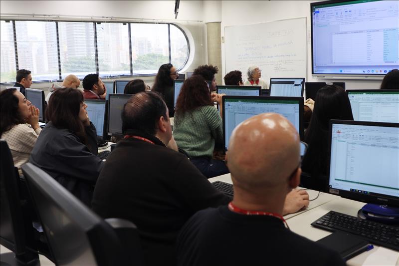 sala-informatica-1.jpg